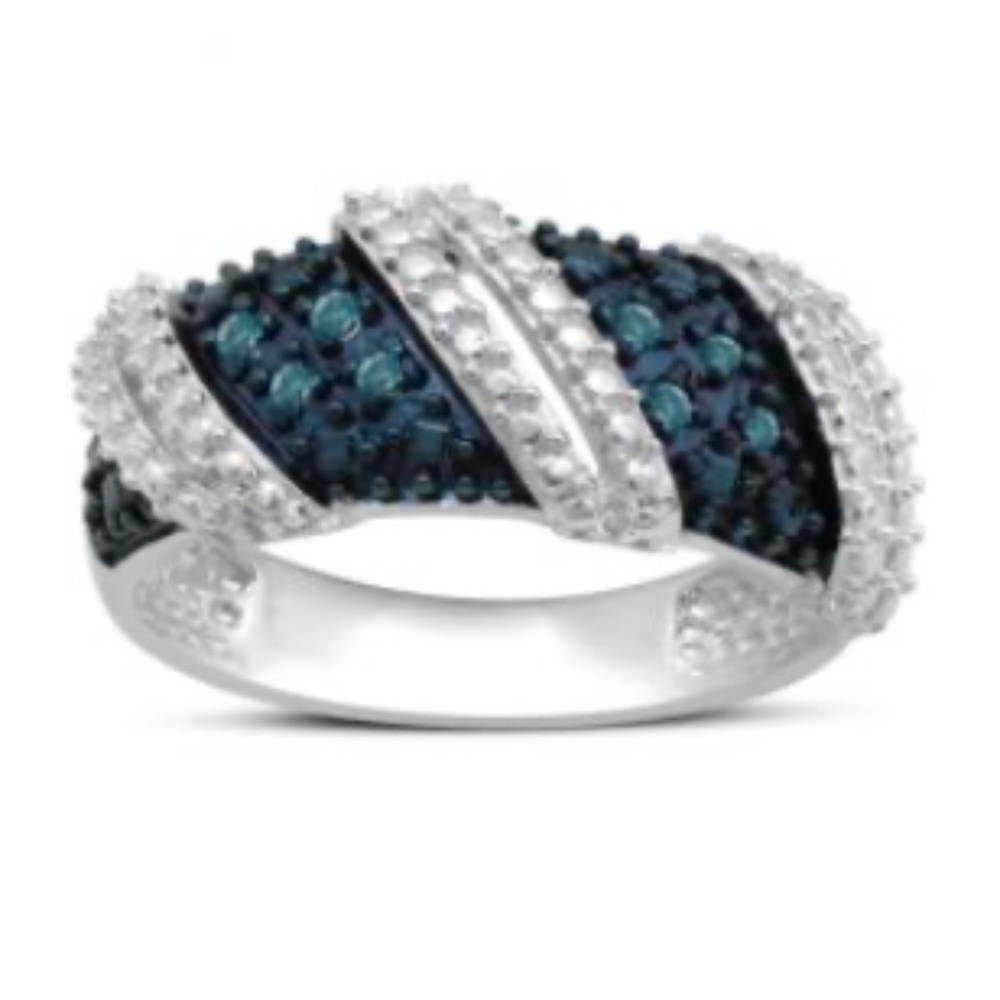 Blue and White Diamond ring